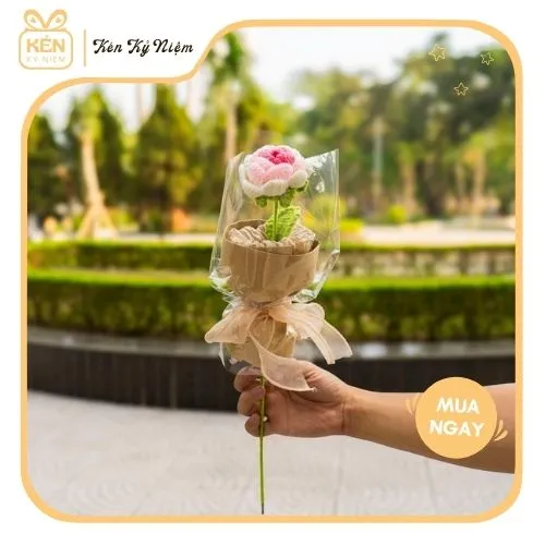 Kỹ thuật gói hoa len một bông cần sự tối giản để tôn vinh vẻ đẹp của từng đường kim mũi chỉ