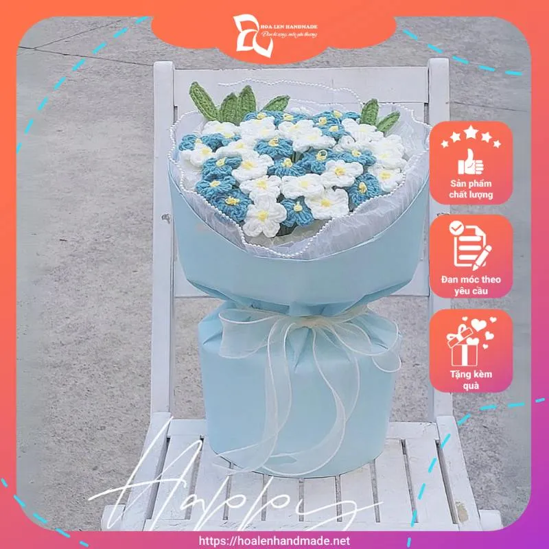 bo-hoa-luu-ly-len Những bông hoa lưu ly bằng len mang vẻ đẹp thanh tao và ý nghĩa sâu sắc