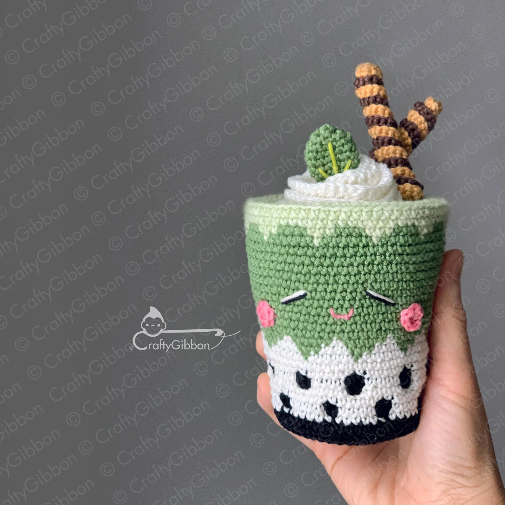 il_fullxfull-4342230225_84h6 Mẫu áo bọc ly trà sữa bằng len handmade xinh xắn và thân thiện với môi trường