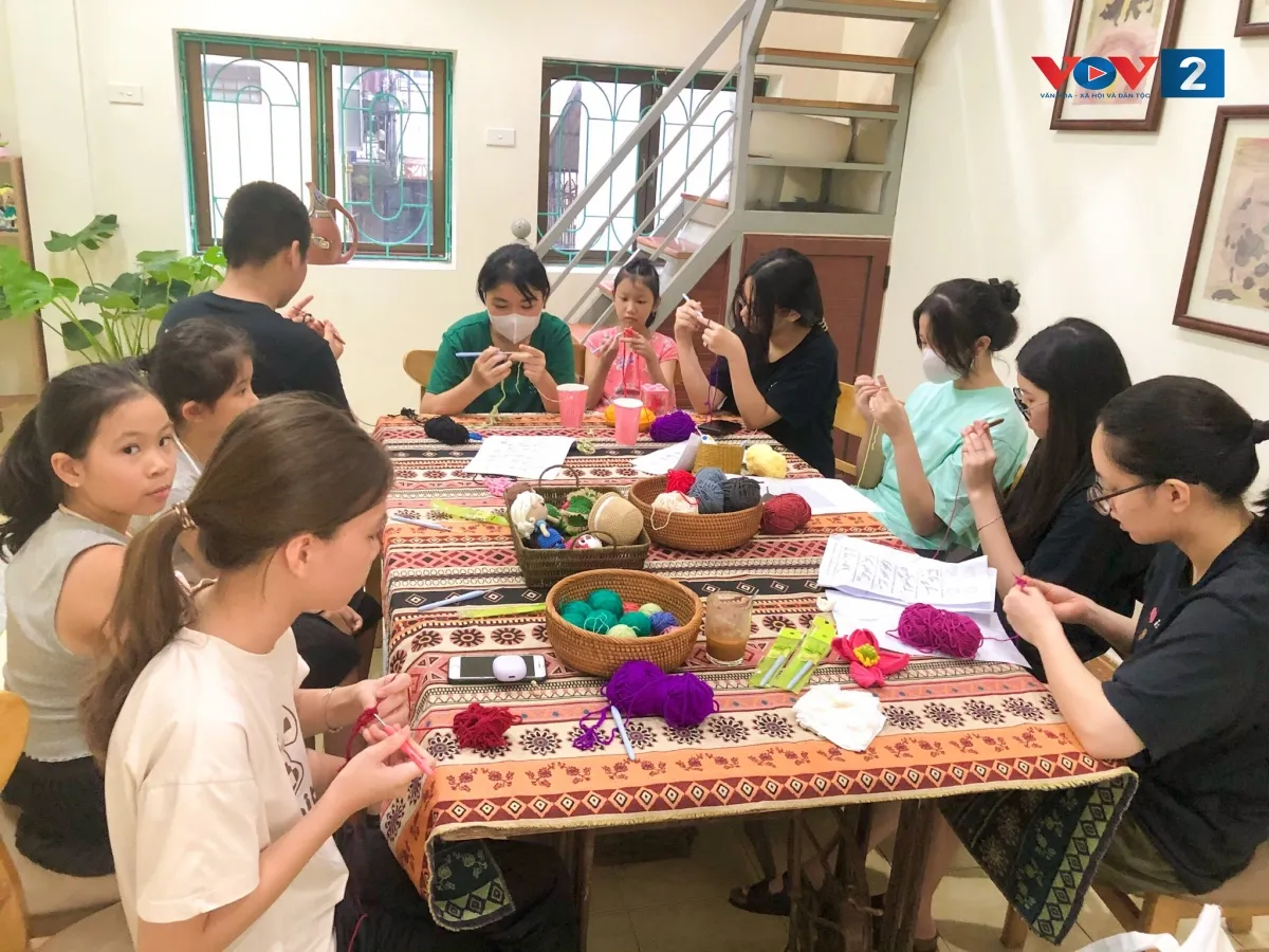 Kinh doanh khởi nghiệp đồ len handmade là hành trình kết hợp giữa đam mê nghệ thuật và tư duy kinh doanh